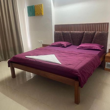 Hotel Royal Nest Premium à Pune Extérieur photo