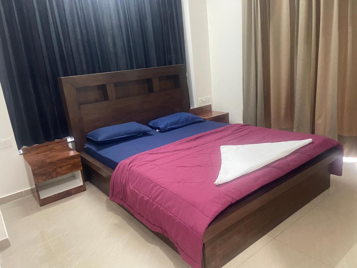 Hotel Royal Nest Premium à Pune Extérieur photo