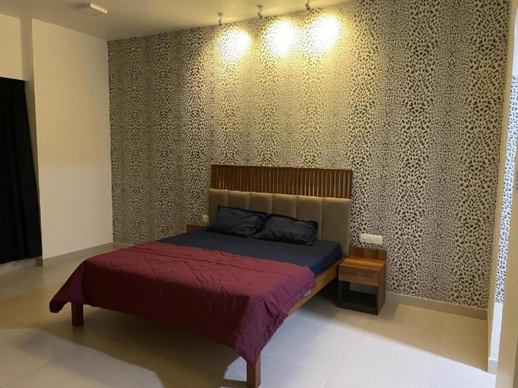Hotel Royal Nest Premium à Pune Extérieur photo